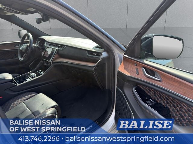 2023 Jeep Grand Cherokee Summit