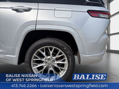 2023 Jeep Grand Cherokee Summit