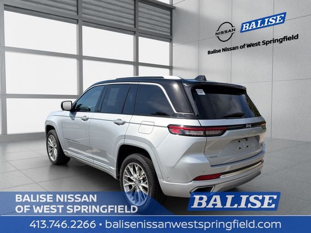 2023 Jeep Grand Cherokee Summit