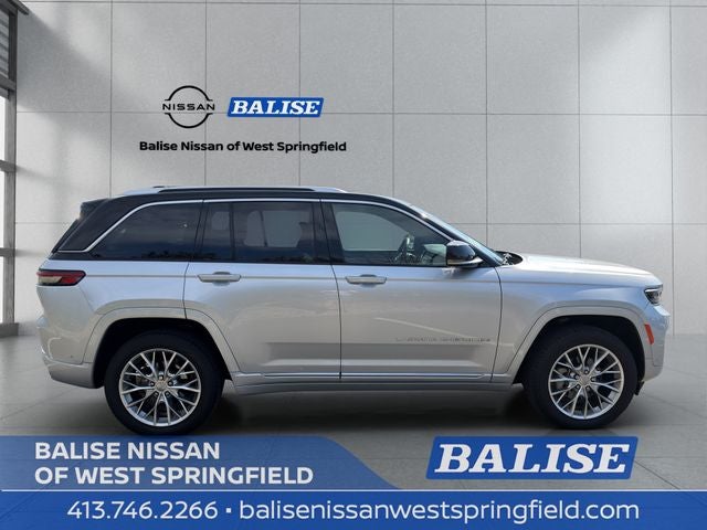 2023 Jeep Grand Cherokee Summit
