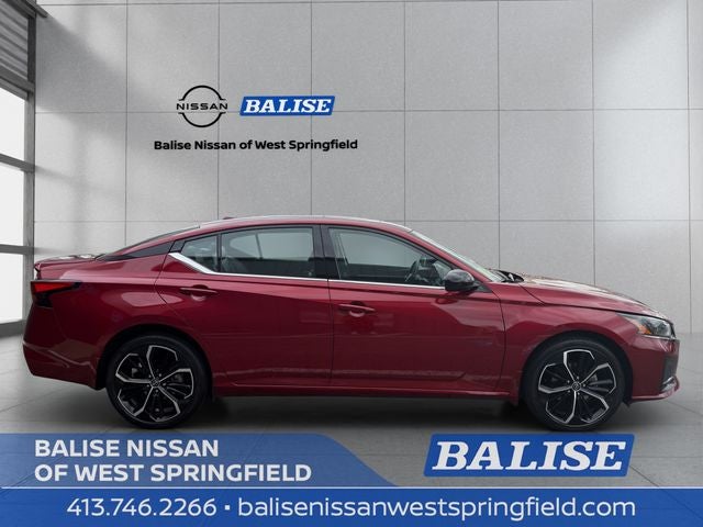 2023 Nissan Altima 2.5 SR Premium