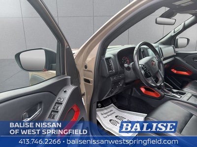 2023 Nissan Frontier PRO-4X Premium & Tech Package