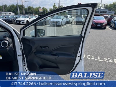 2025 Nissan Versa SV