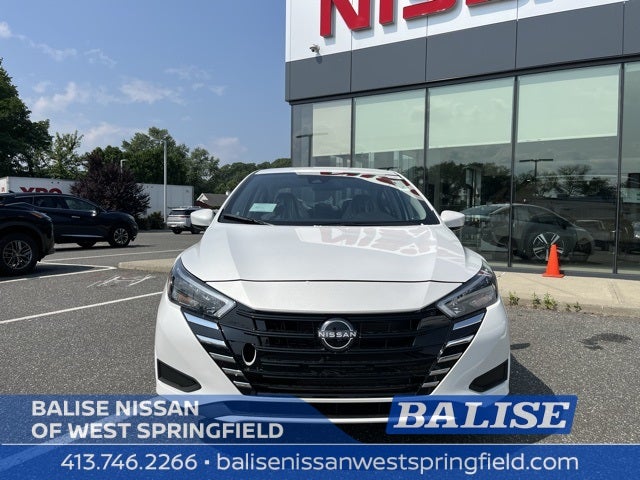 2025 Nissan Versa SV