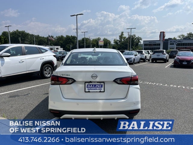 2025 Nissan Versa SV