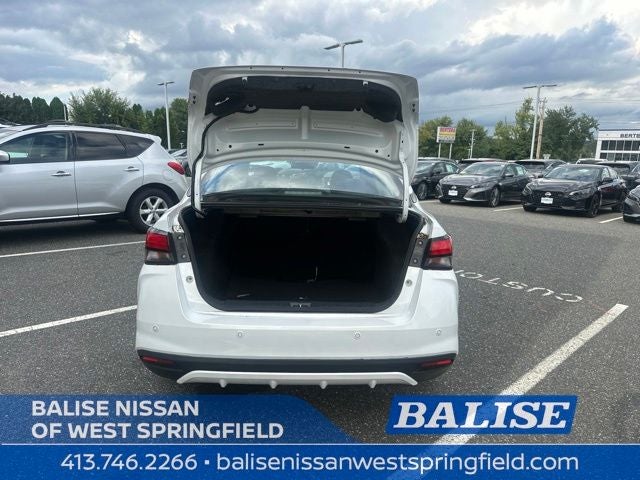2022 Nissan Versa 1.6 SV