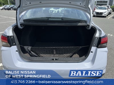 2025 Nissan Versa SR