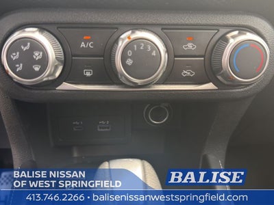 2023 Nissan Kicks SV