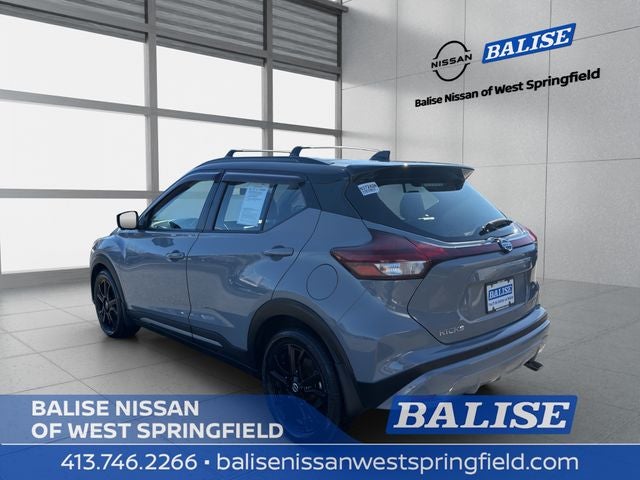 2021 Nissan Kicks SR