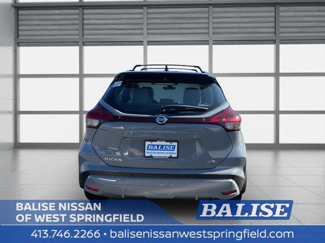 2021 Nissan Kicks SR