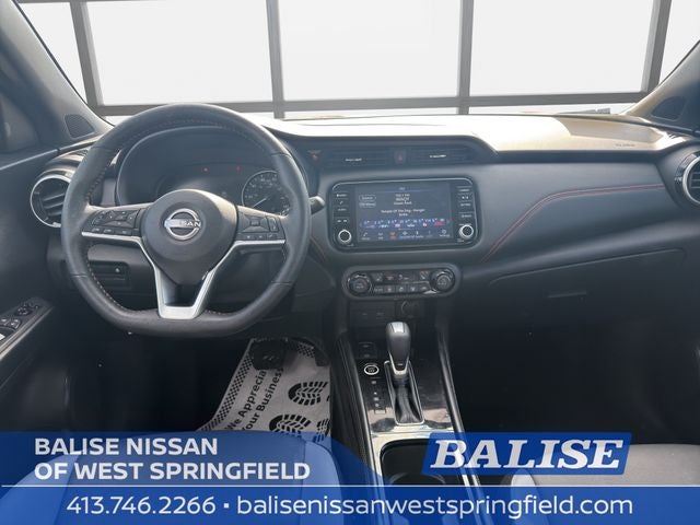 2023 Nissan Kicks SR Premium