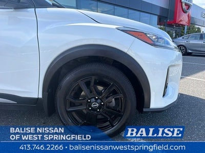 2024 Nissan Kicks SR Premium Package