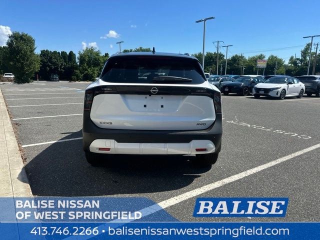 2026 Nissan Kicks SV