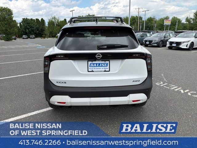 2026 Nissan Kicks SV