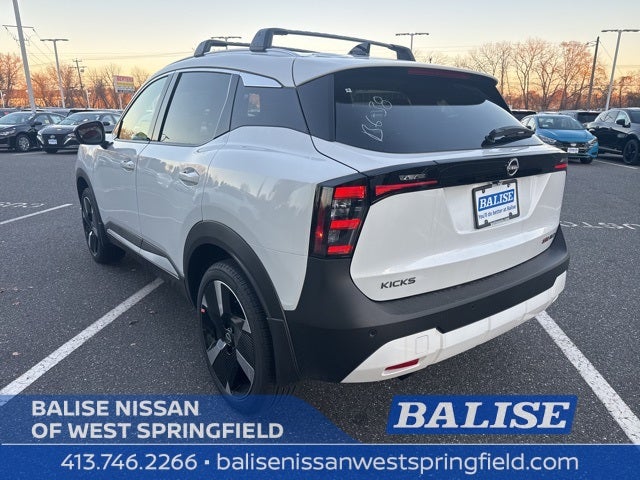 2026 Nissan Kicks SR