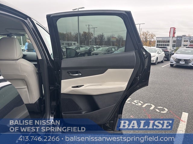 2025 Nissan Murano SV