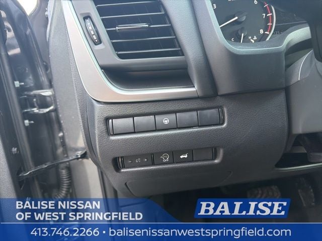 2026 Nissan Rogue Dark Armor