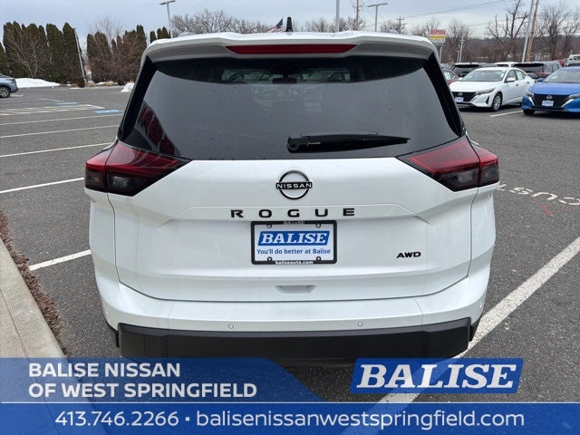 2026 Nissan Rogue Dark Armor