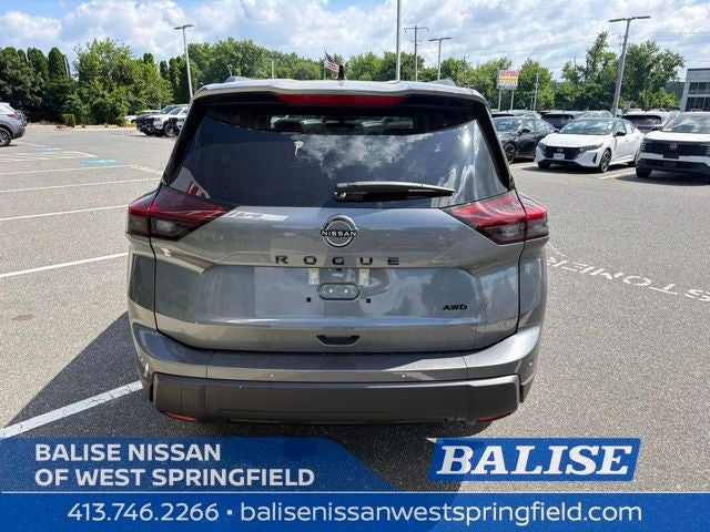 2026 Nissan Rogue Dark Armor