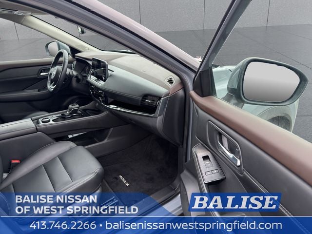 2022 Nissan Rogue SL