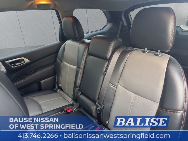 2019 Nissan Pathfinder SL