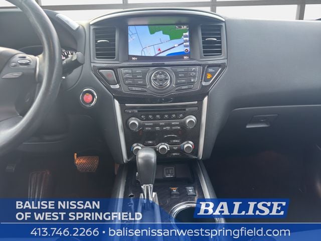 2019 Nissan Pathfinder SL