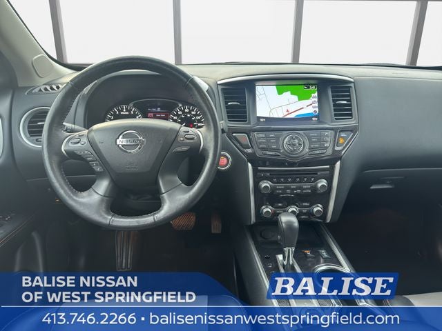 2019 Nissan Pathfinder SL