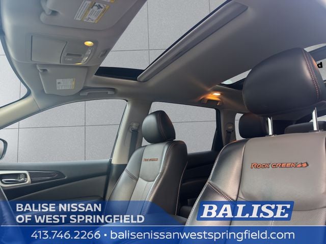2019 Nissan Pathfinder SL