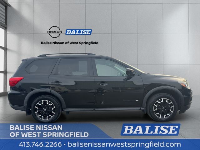 2019 Nissan Pathfinder SL