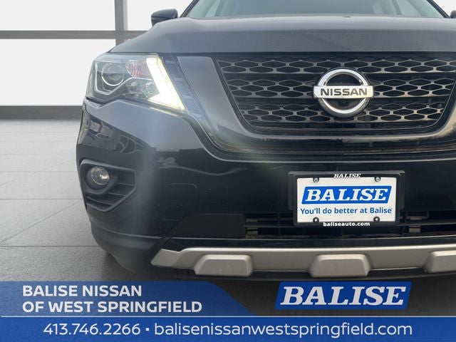 2019 Nissan Pathfinder SL