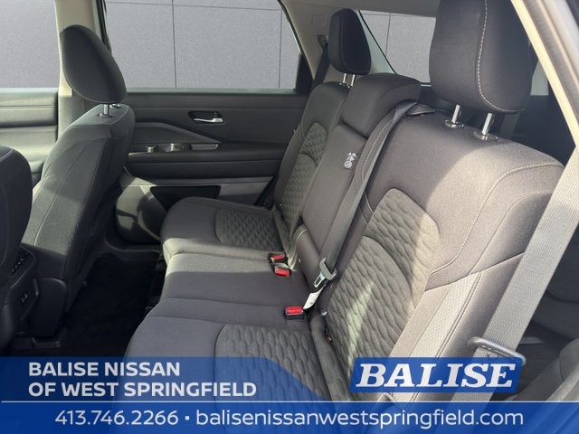 2022 Nissan Pathfinder S