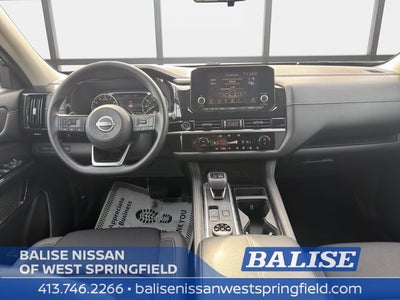 2022 Nissan Pathfinder S