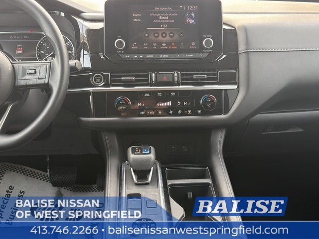 2022 Nissan Pathfinder S