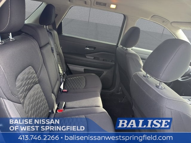 2022 Nissan Pathfinder S