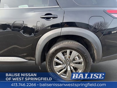 2022 Nissan Pathfinder S