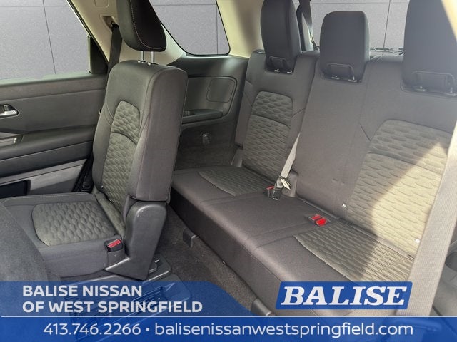 2022 Nissan Pathfinder S