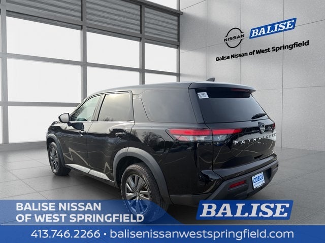 2022 Nissan Pathfinder S