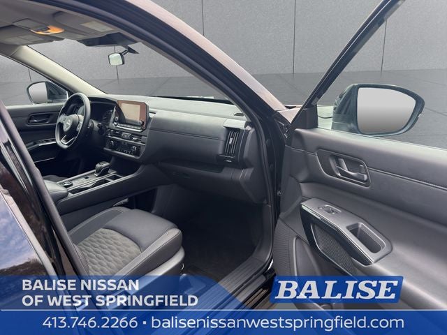 2023 Nissan Pathfinder S