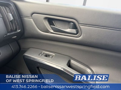 2023 Nissan Pathfinder S