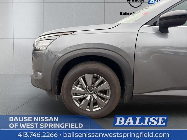 2025 Nissan Pathfinder S