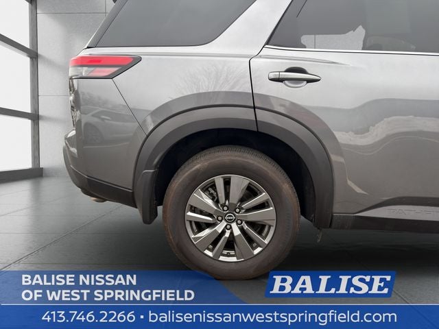 2025 Nissan Pathfinder S