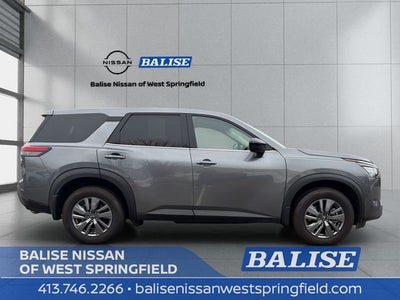 2025 Nissan Pathfinder S