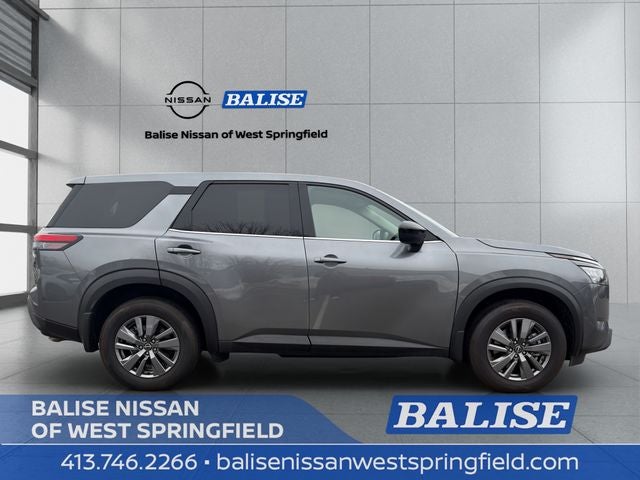 2025 Nissan Pathfinder S