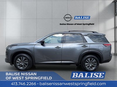 2025 Nissan Pathfinder SV