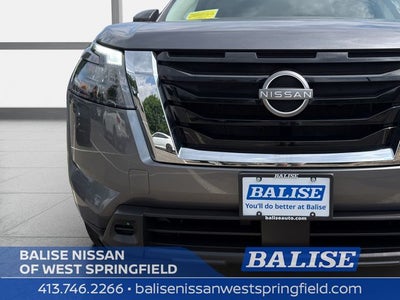 2025 Nissan Pathfinder SV