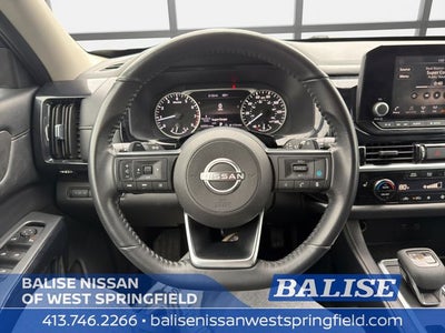 2024 Nissan Pathfinder SV