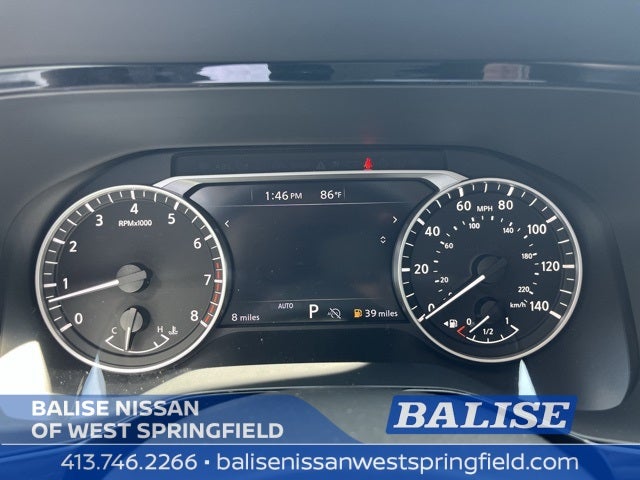 2025 Nissan Pathfinder SV