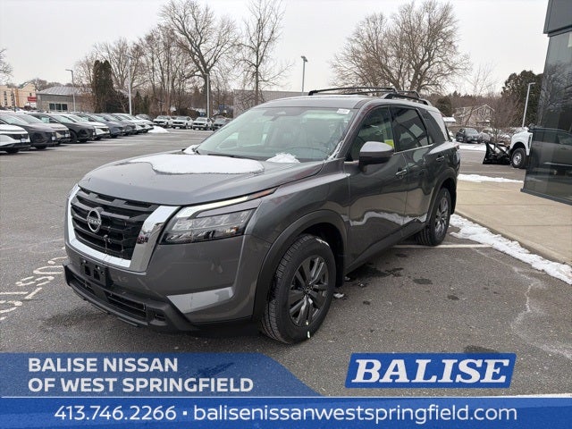 2025 Nissan Pathfinder SV