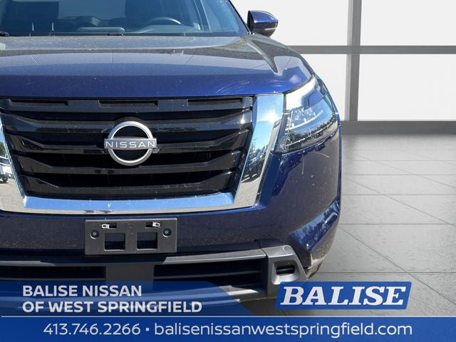 2023 Nissan Pathfinder SV