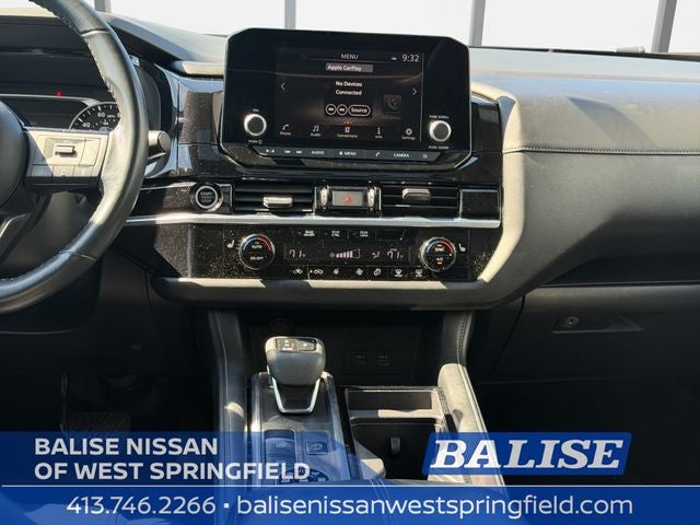 2023 Nissan Pathfinder SV